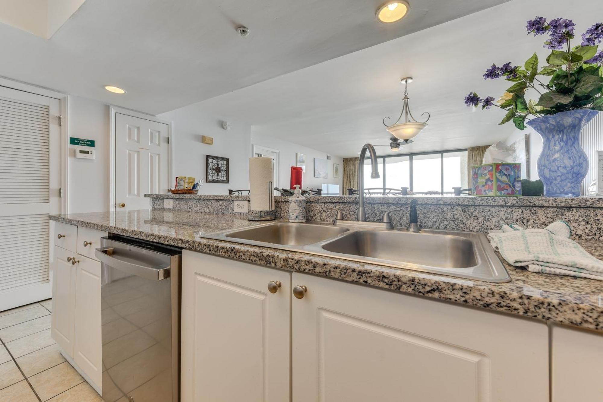 Pool And Hot Tub Access At Oceanfront Condo! Apartment Myrtle Beach