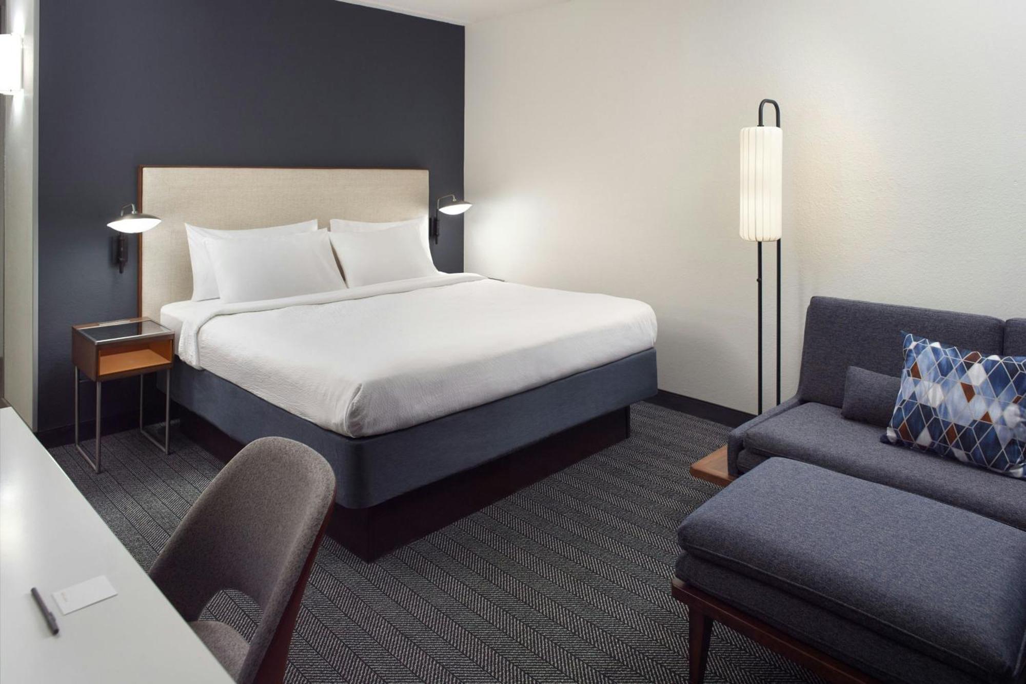 Courtyard By Marriott Myrtle Broadway Hotel
