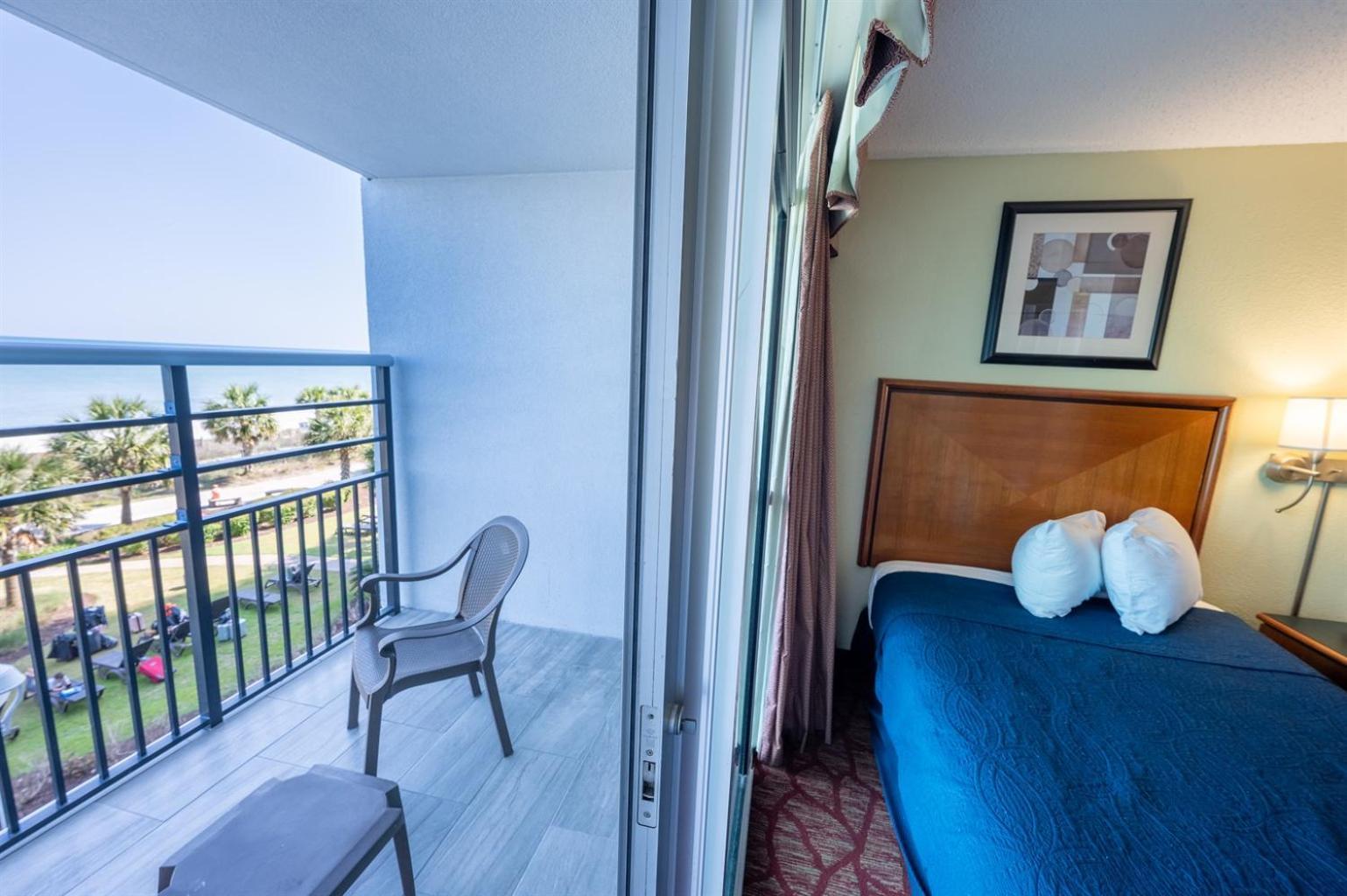 Apartment Floor,direct Oceanfront,heated Pool,boardwalk!