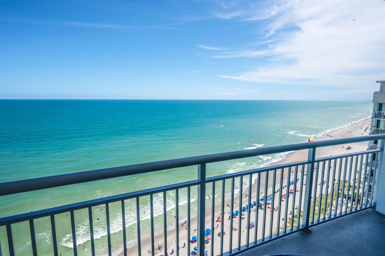 Hotel Access! 2-br W Balcony & Shared Pools
