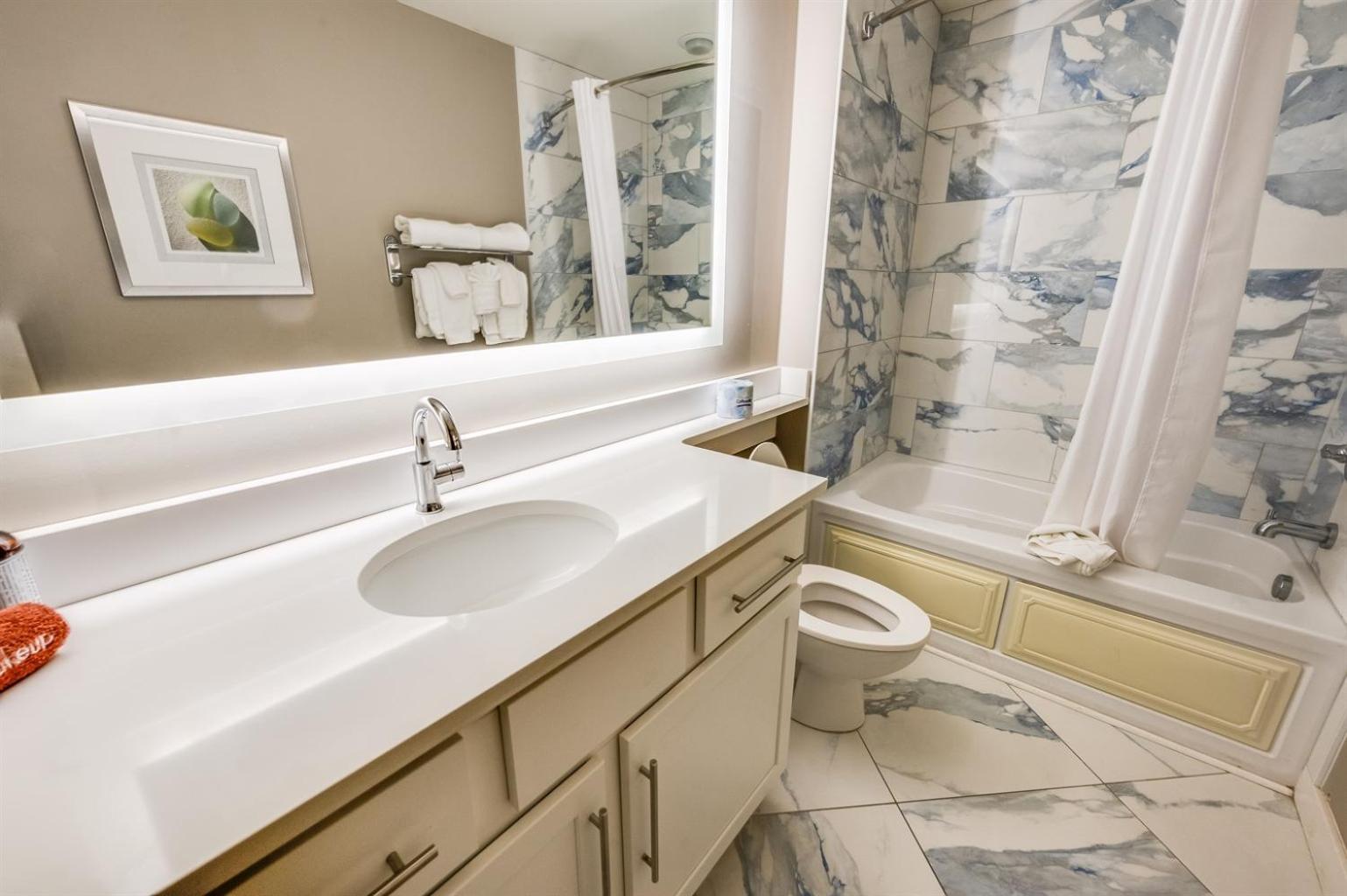 Access! 2-br W Balcony & Shared Pools Hotel 2*