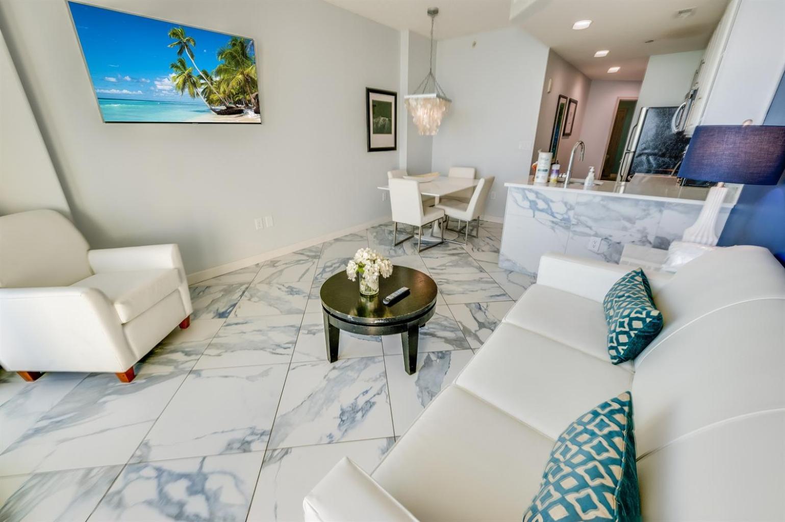 Access! 2-br W Balcony & Shared Pools 2* Myrtle Beach