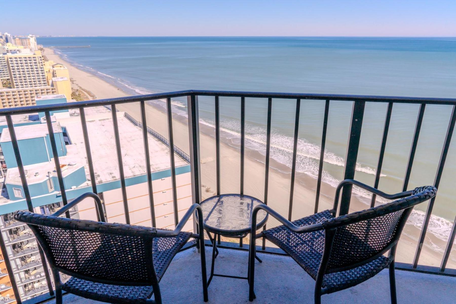 Luxurious Ocean View Queen - With New Led Fireplace! Palace Unit 2210