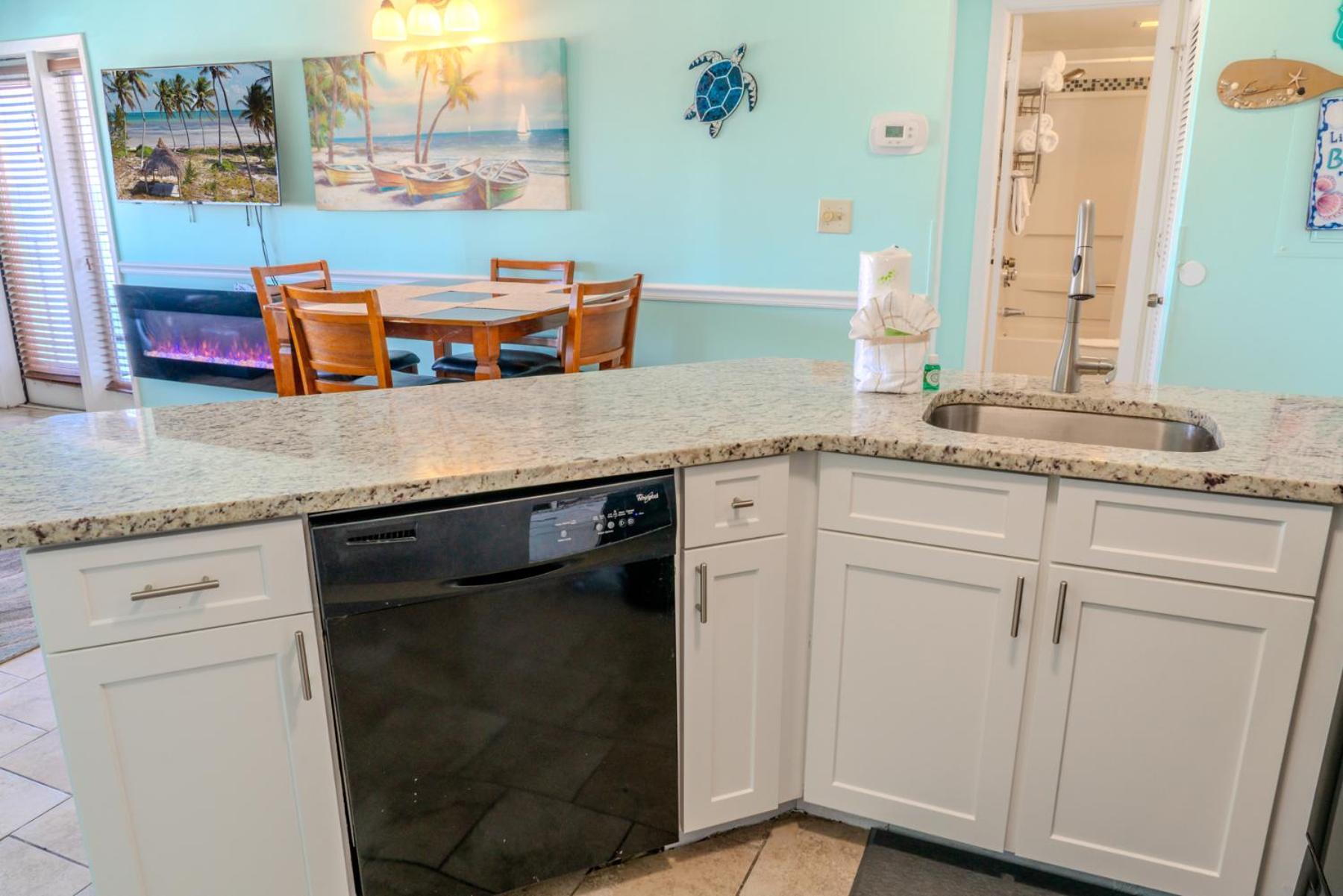 Luxurious Ocean View Queen - With New Led Fireplace! Palace Unit 2210 Holiday home