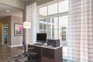 Courtyard By Marriott Myrtle Broadway Hotel